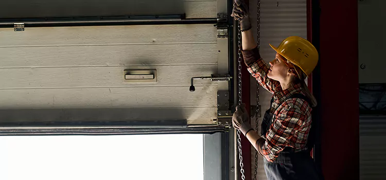 Addressing Common Garage Door Stoppage Issues in Pasadena, TX